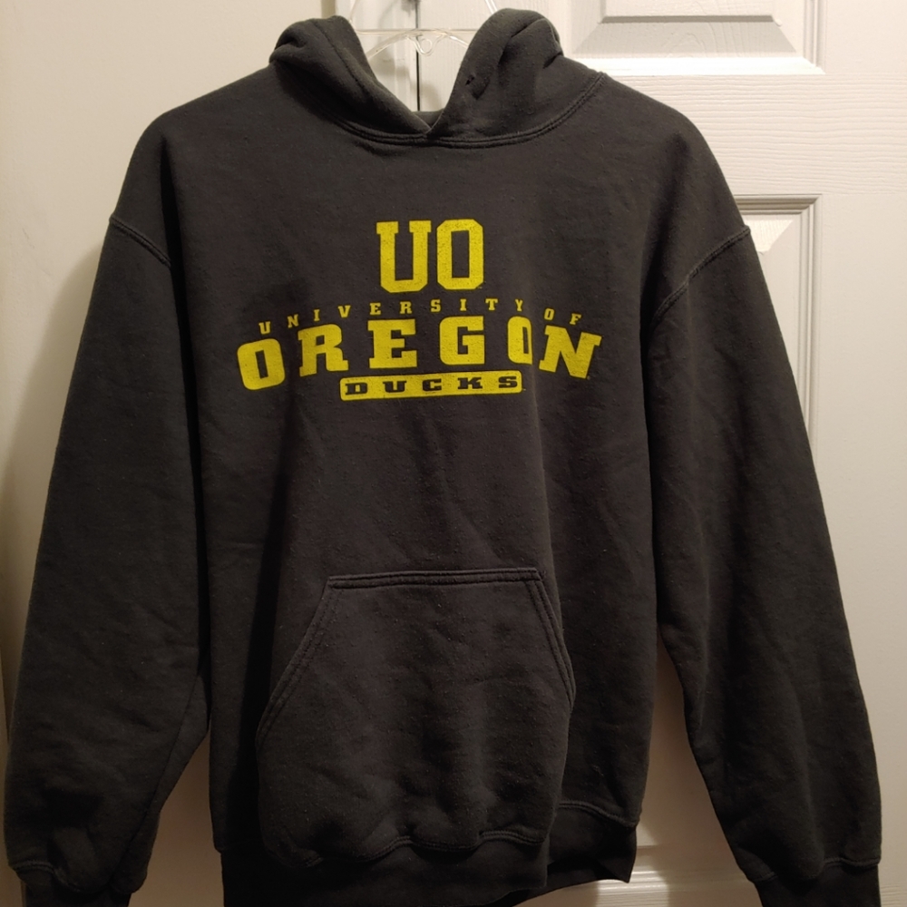 Oregon Ducks (UO) Printed Logo Green Team Color Hoodie Sweater
